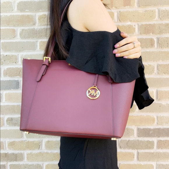 Gaby’sBags👜💕 Michael Kors Tote + wallet merlot - Picture 8 of 8